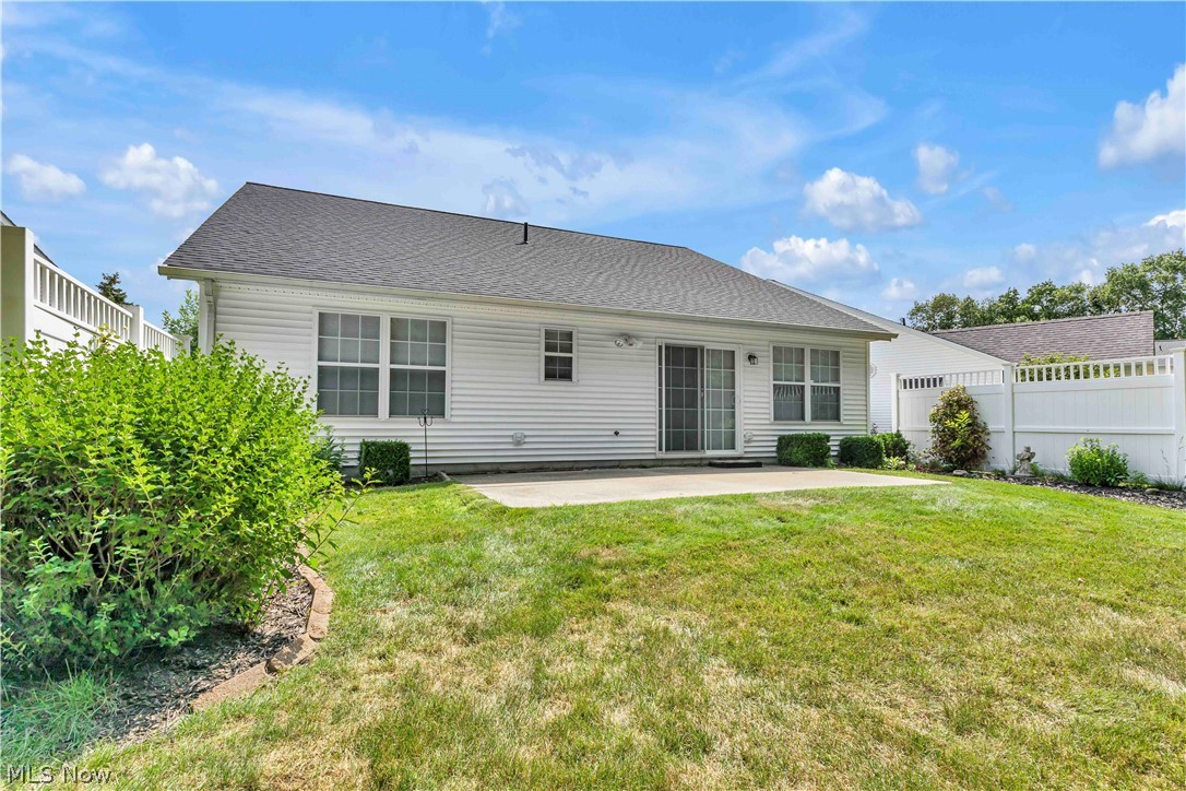 406 Oleander Oval Madison OH 44057