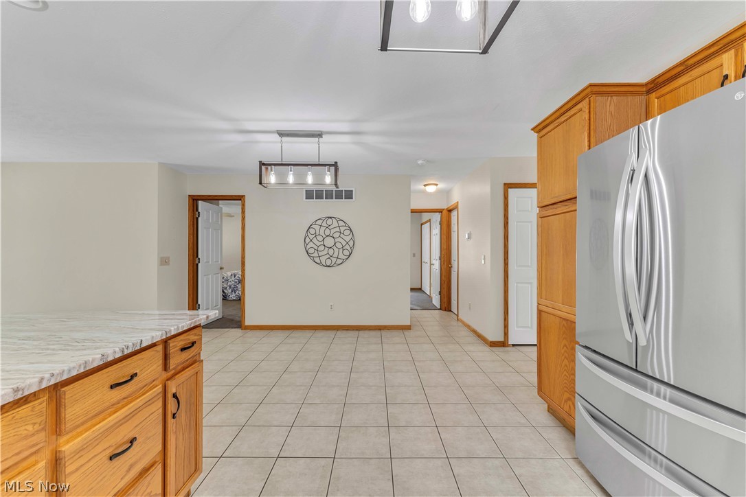 406 Oleander Oval Madison OH 44057