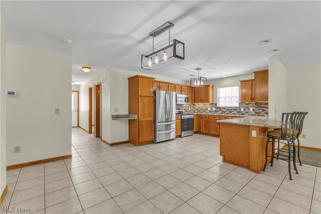 406 Oleander Oval Madison OH 44057