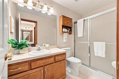 30890 Iris Court North Olmsted OH 44070
