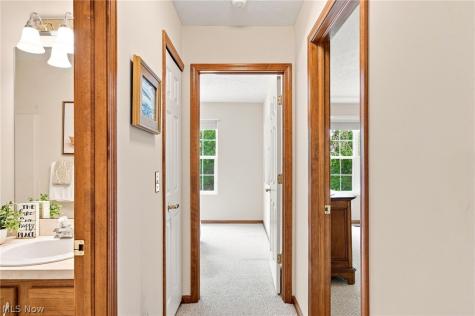 30890 Iris Court North Olmsted OH 44070