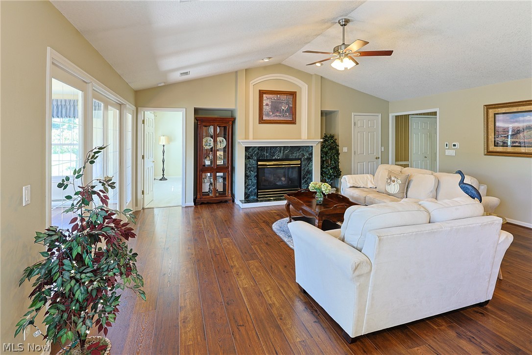 2116 Lakefield Drive Huron OH 44839