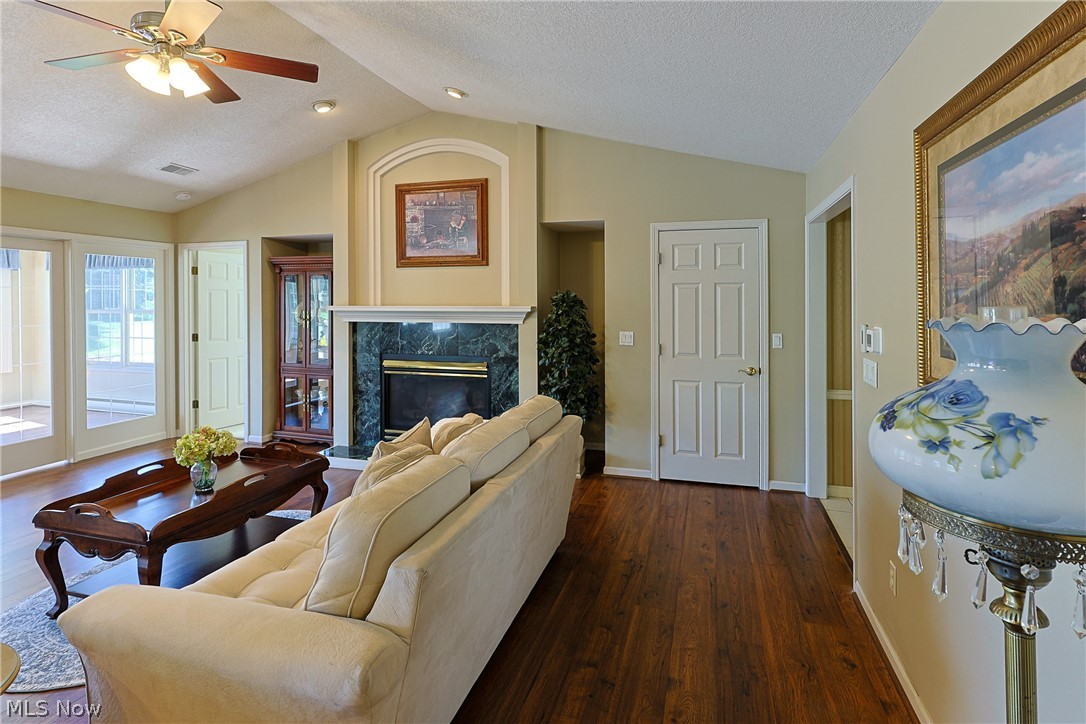 2116 Lakefield Drive Huron OH 44839