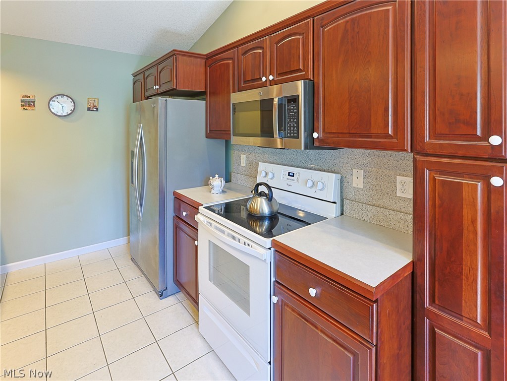 2116 Lakefield Drive Huron OH 44839