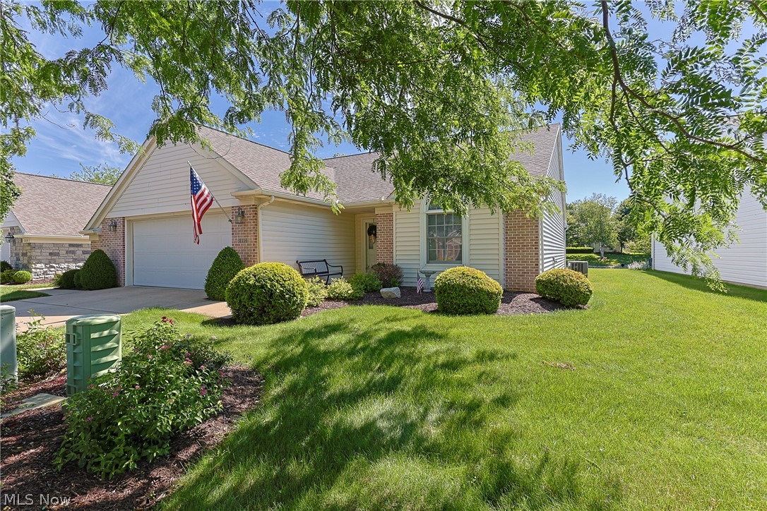 2116 Lakefield Drive Huron OH 44839