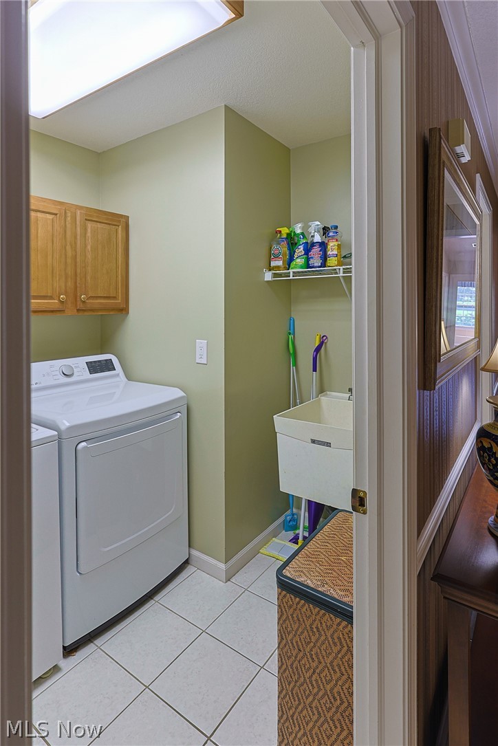 2116 Lakefield Drive Huron OH 44839