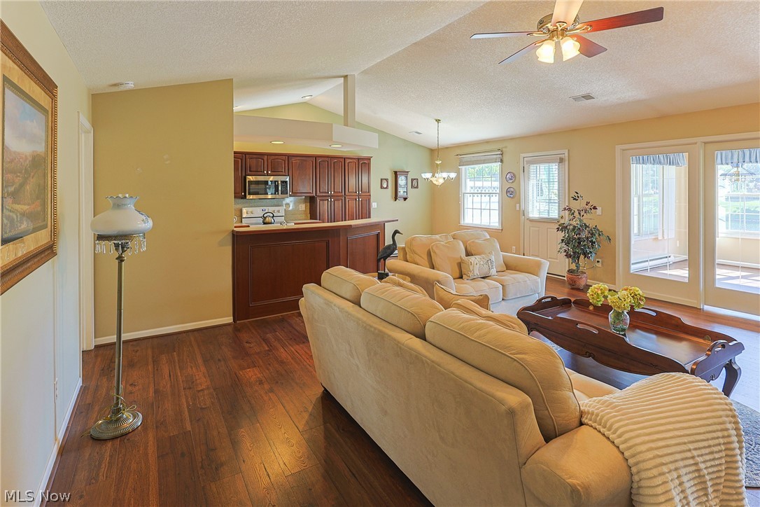 2116 Lakefield Drive Huron OH 44839