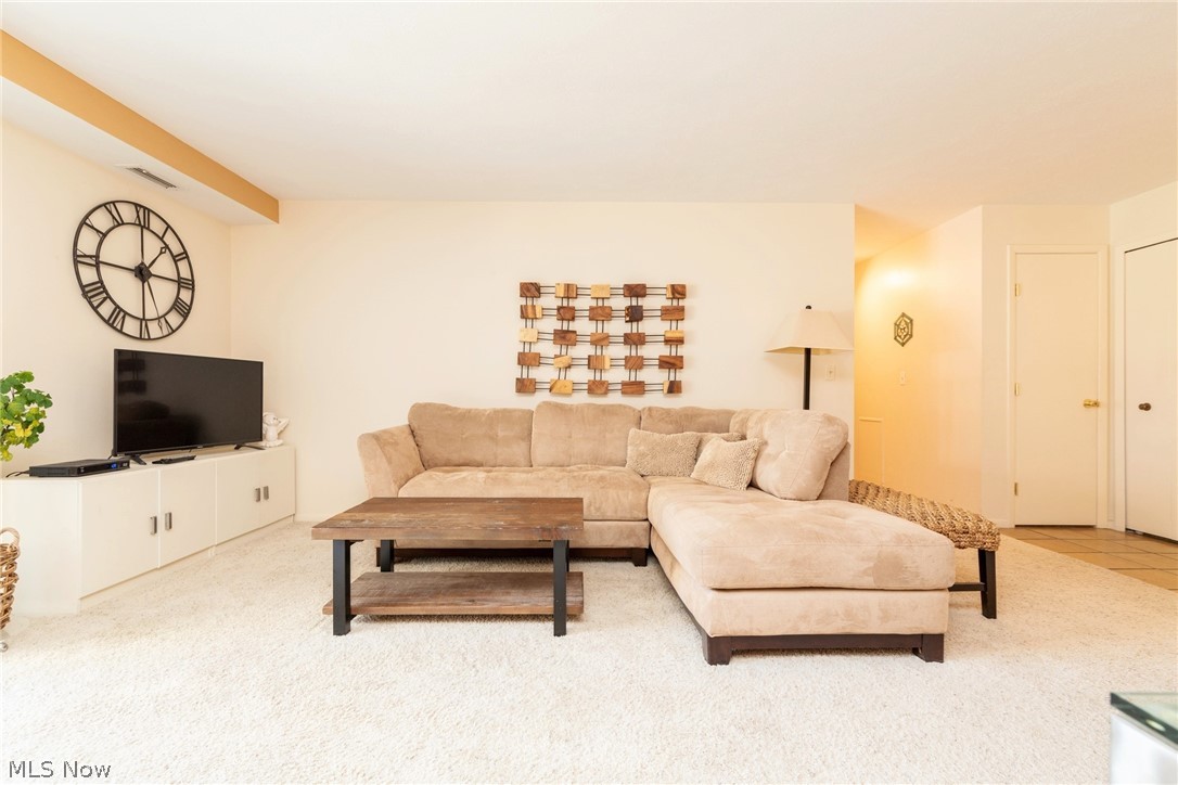 2112 Acacia Park Drive Lyndhurst OH 44124