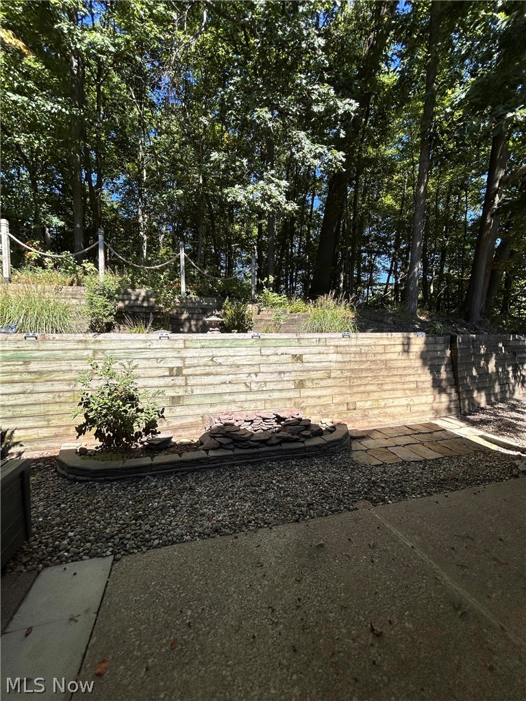 6855 W Fitzwater Road Brecksville OH 44141