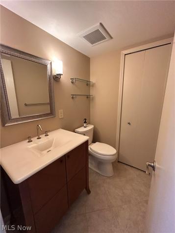 6855 W Fitzwater Road Brecksville OH 44141