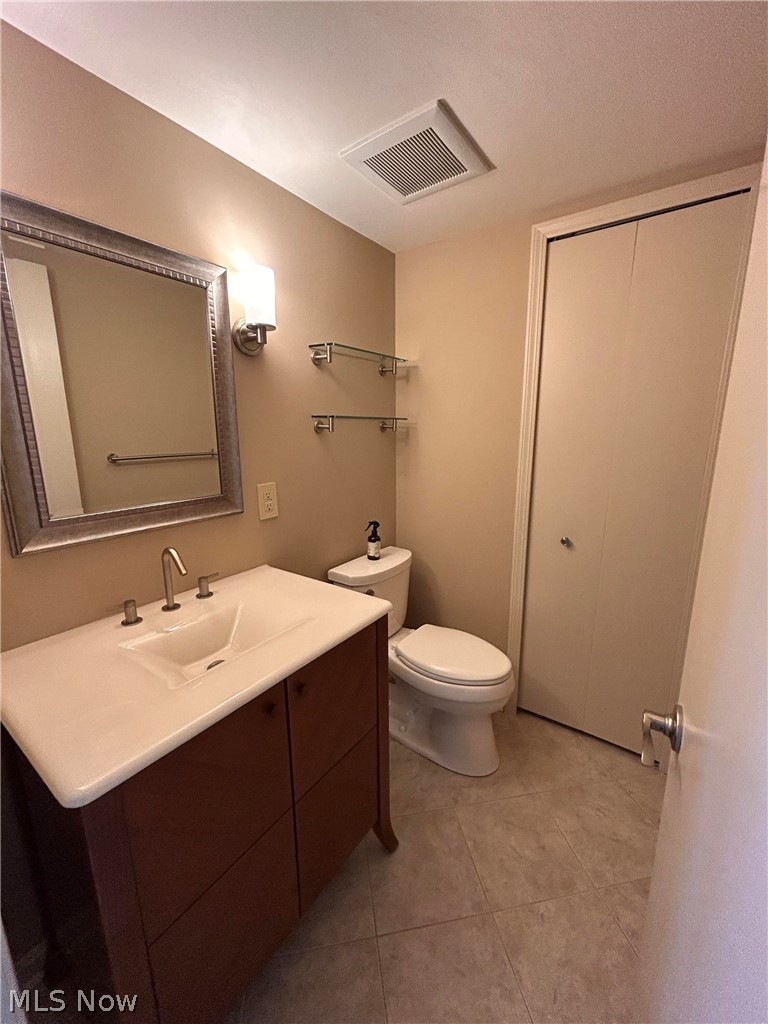 6855 W Fitzwater Road Brecksville OH 44141