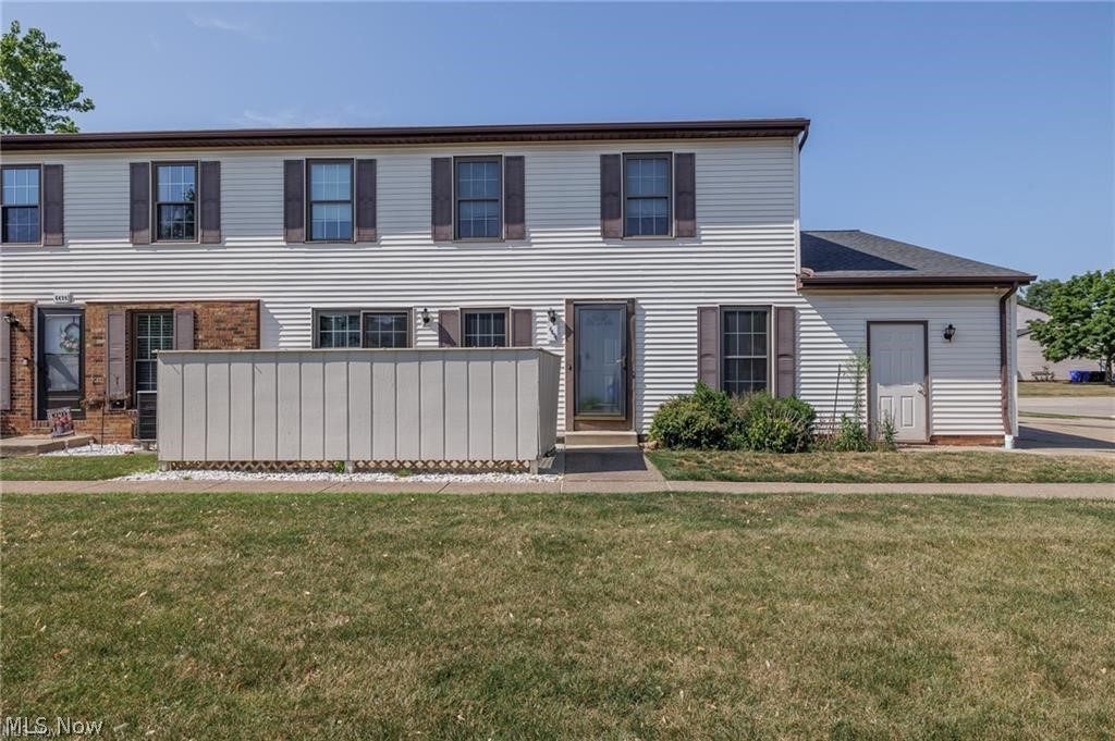 6494 Liberty Bell Drive Brook Park OH 44142