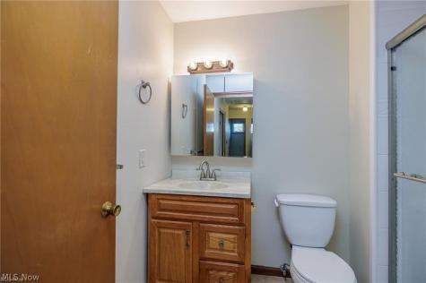 6494 Liberty Bell Drive Brook Park OH 44142