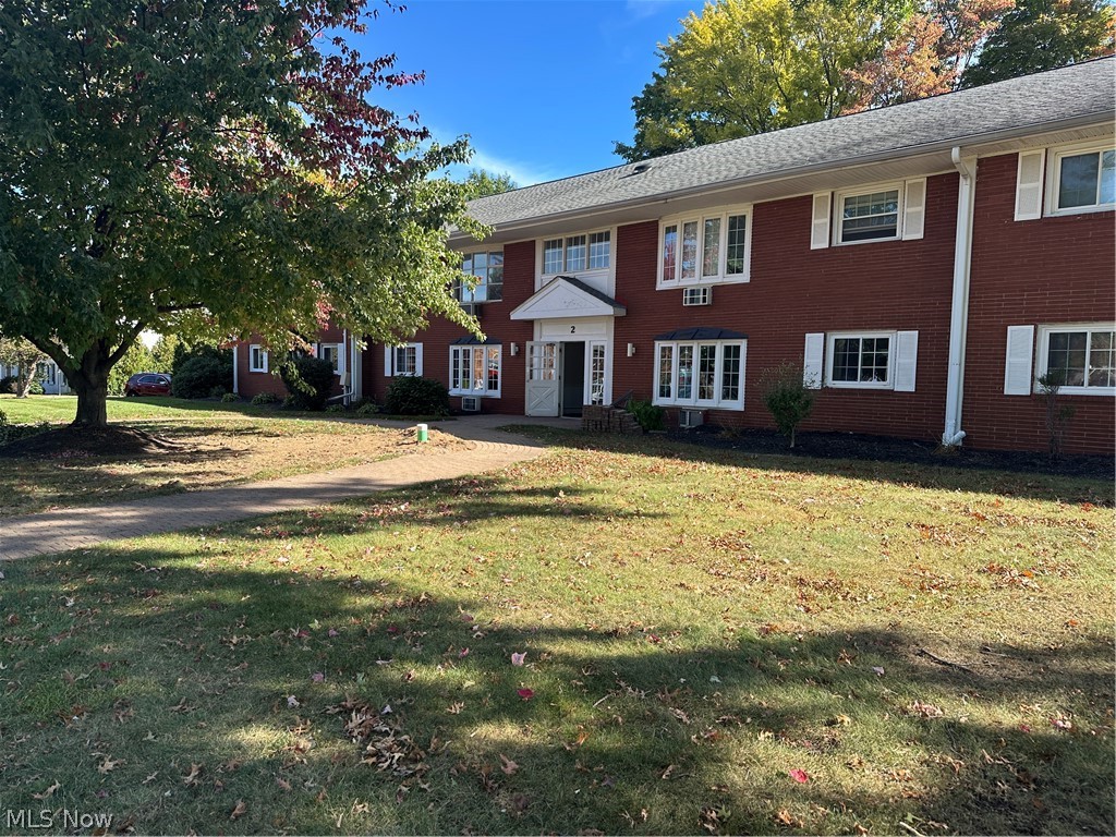 2 Meadowlawn Drive Mentor OH 44060