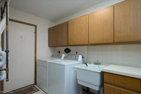 6036 Weymouth Drive Mentor OH 44060
