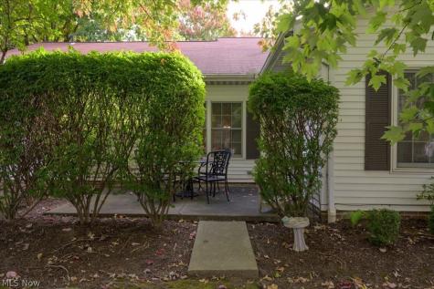 6036 Weymouth Drive Mentor OH 44060