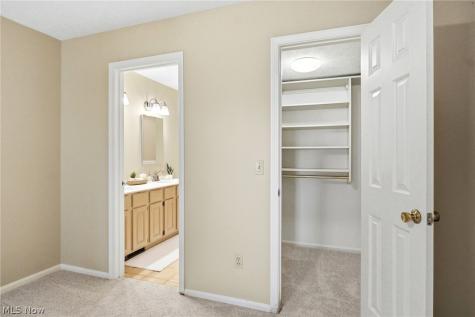 31825 Bayview Drive Avon Lake OH 44012