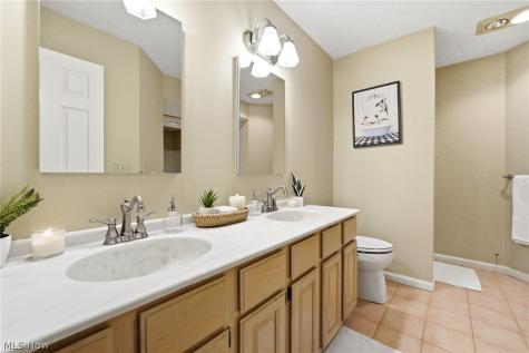 31825 Bayview Drive Avon Lake OH 44012