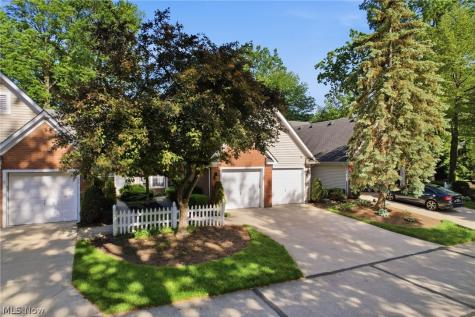 31825 Bayview Drive Avon Lake OH 44012