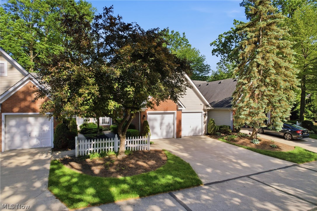 31825 Bayview Drive Avon Lake OH 44012