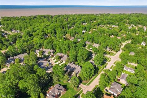 31825 Bayview Drive Avon Lake OH 44012