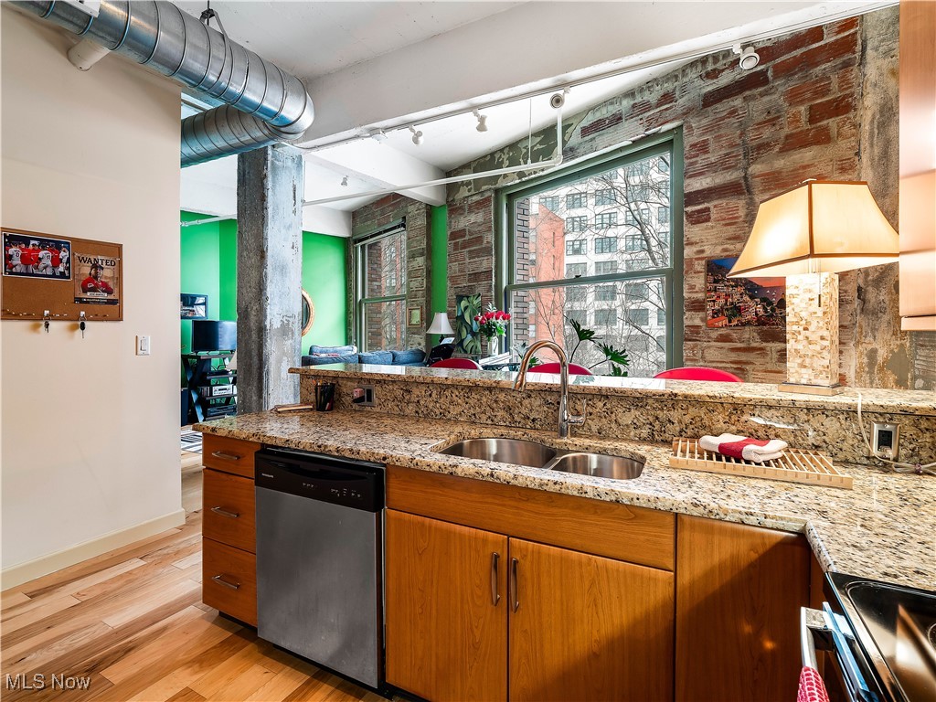 1104 Prospect Avenue Cleveland OH 44115