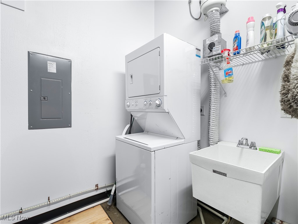 1104 Prospect Avenue Cleveland OH 44115