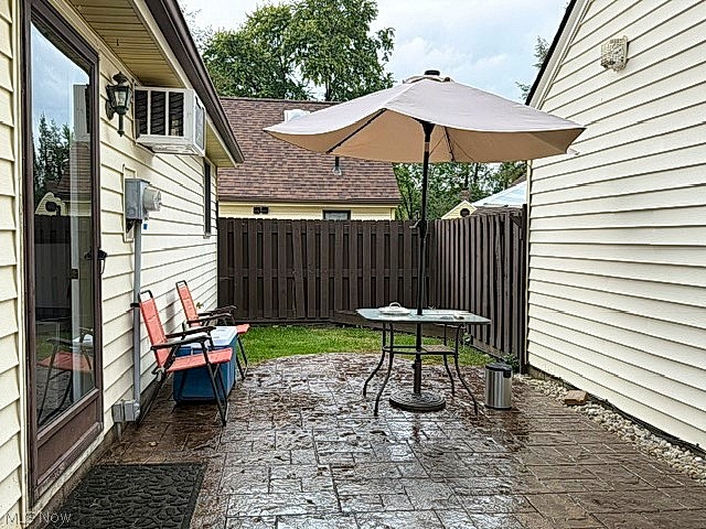 46103 New England Square New Waterford OH 44445