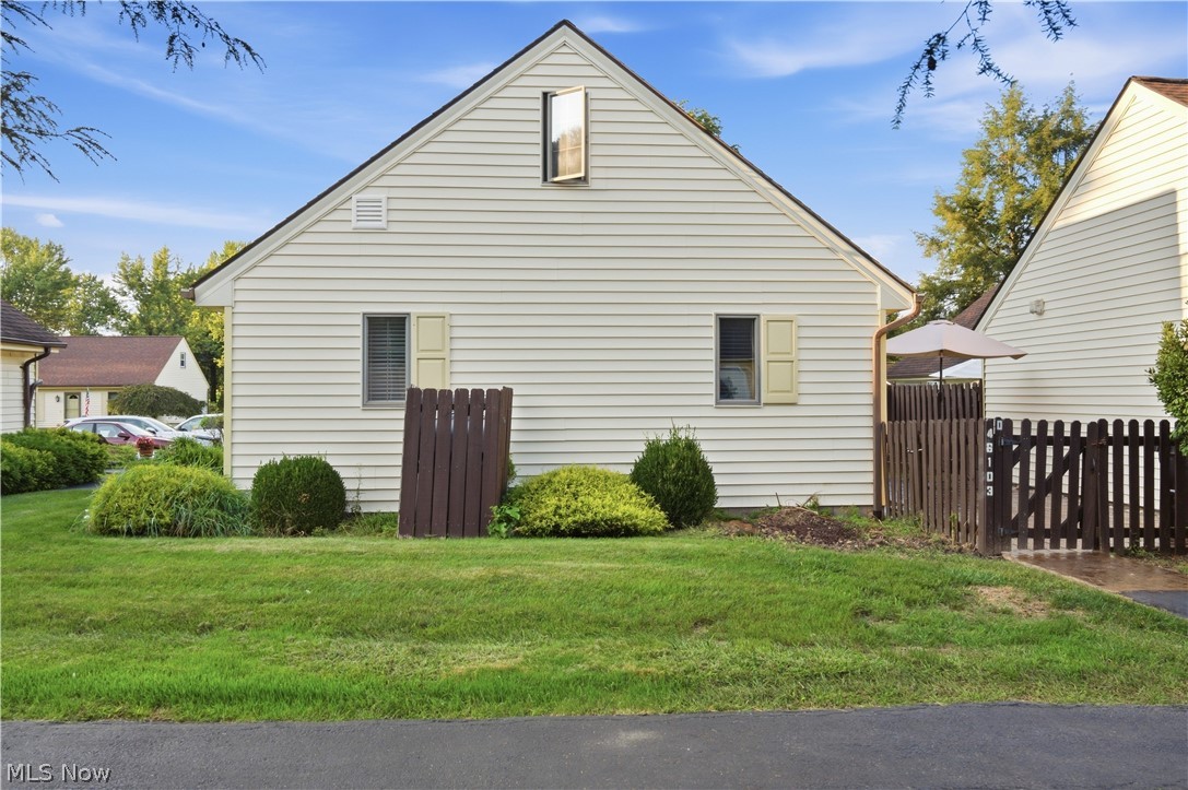 46103 New England Square New Waterford OH 44445