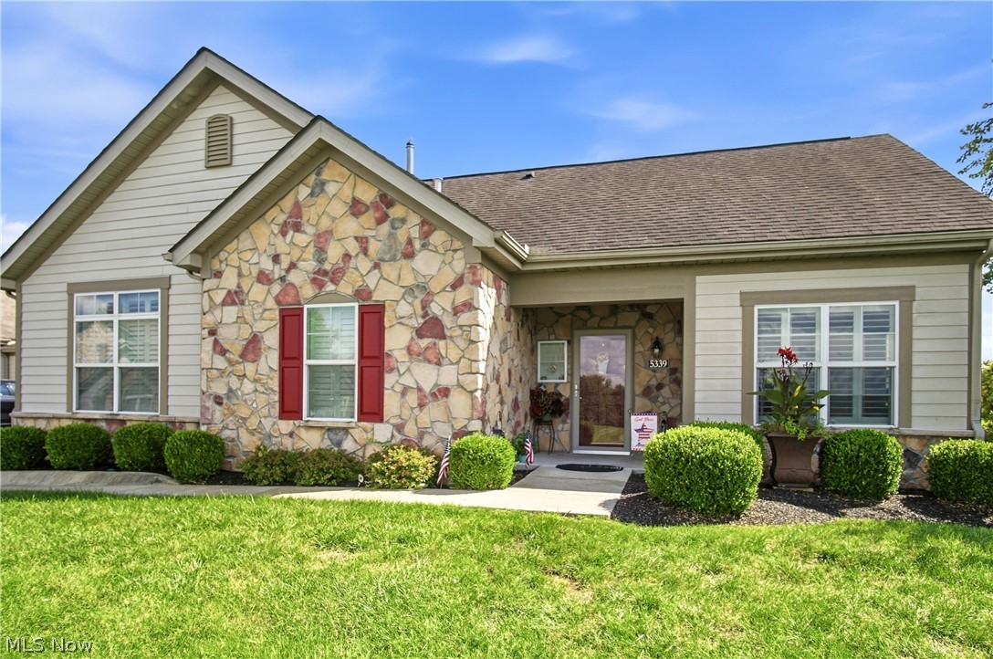 5339 W Sheffield Circle Zanesville OH 43701