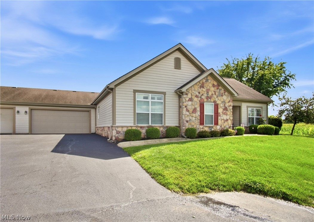 5339 W Sheffield Circle Zanesville OH 43701