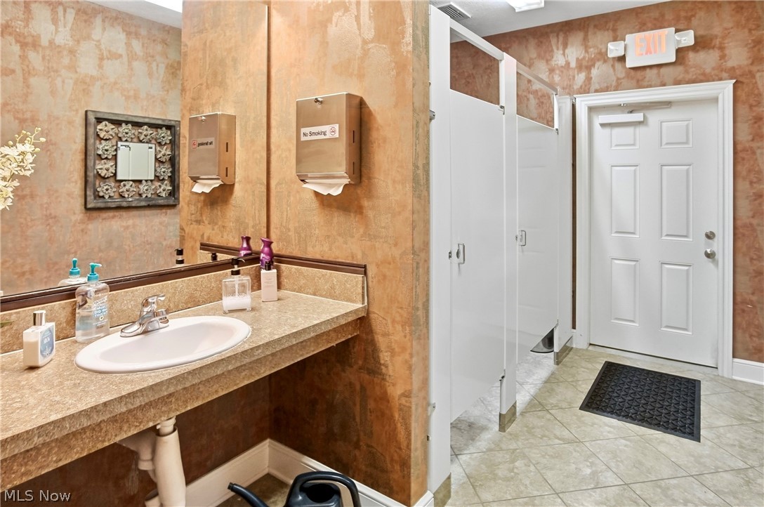 5339 W Sheffield Circle Zanesville OH 43701