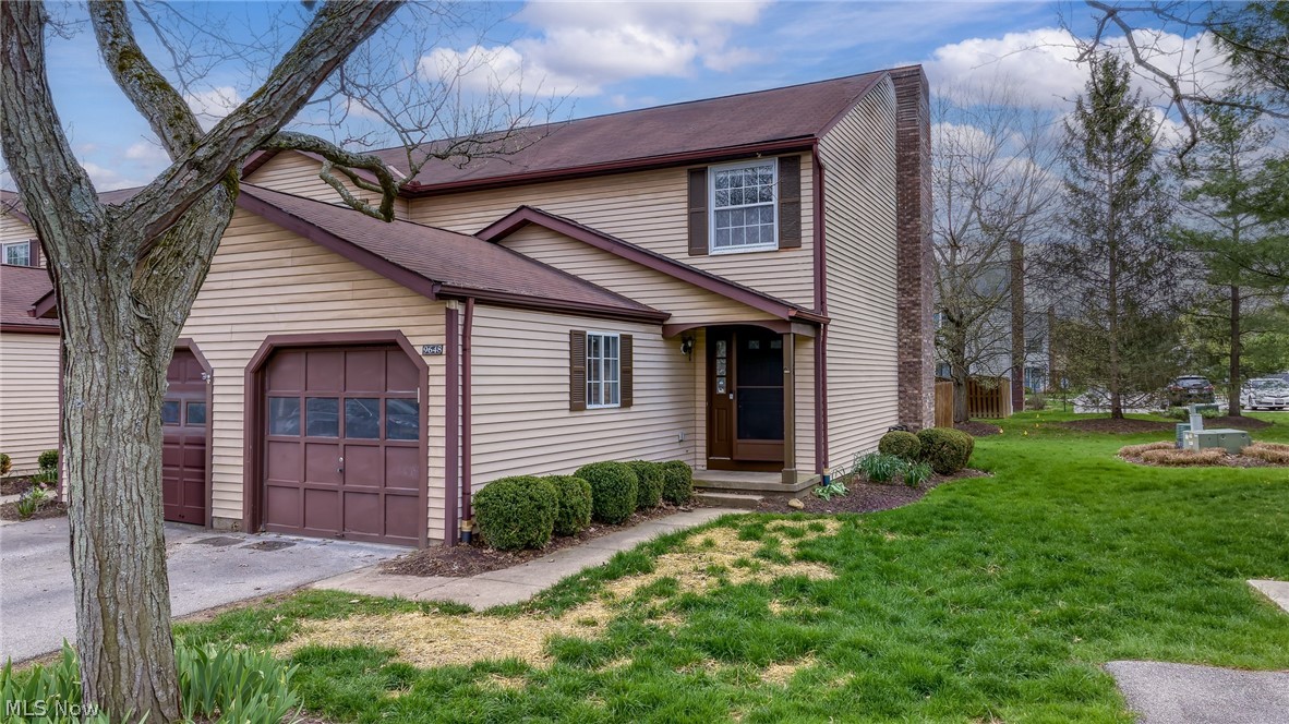 9648 E Idlewood Drive Twinsburg OH 44087