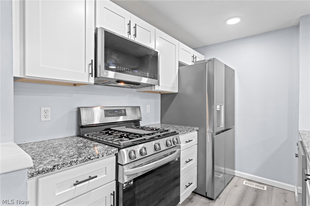 9648 E Idlewood Drive Twinsburg OH 44087
