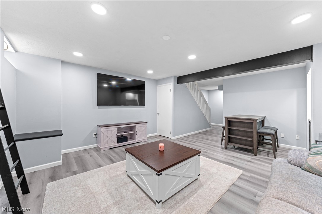 9648 E Idlewood Drive Twinsburg OH 44087