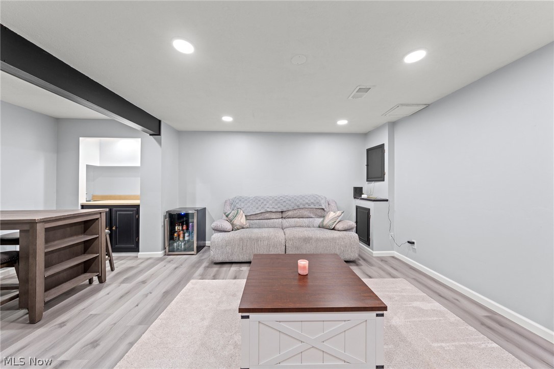 9648 E Idlewood Drive Twinsburg OH 44087