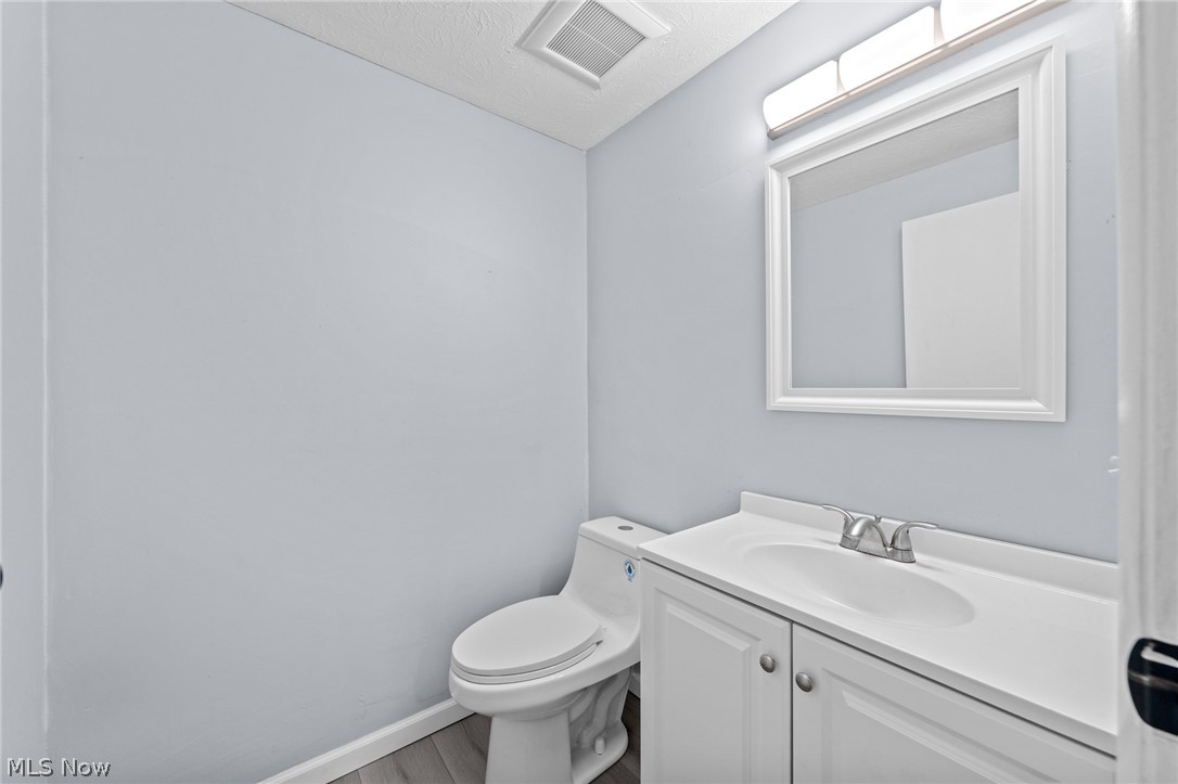 9648 E Idlewood Drive Twinsburg OH 44087