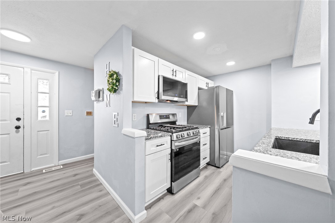9648 E Idlewood Drive Twinsburg OH 44087