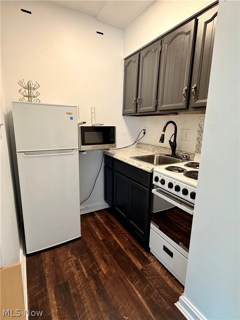 11820 Edgewater Drive Lakewood OH 44107