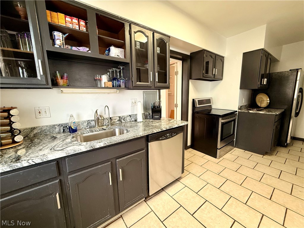 11820 Edgewater Drive Lakewood OH 44107