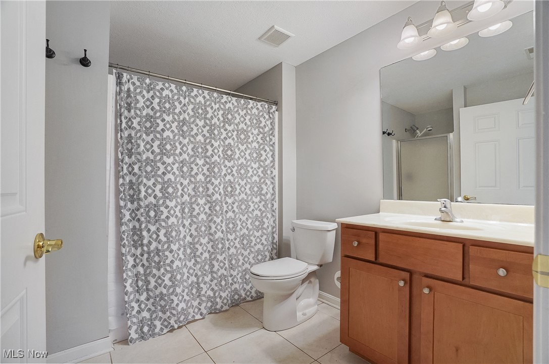 522 Robinwood Lane Copley OH 44321