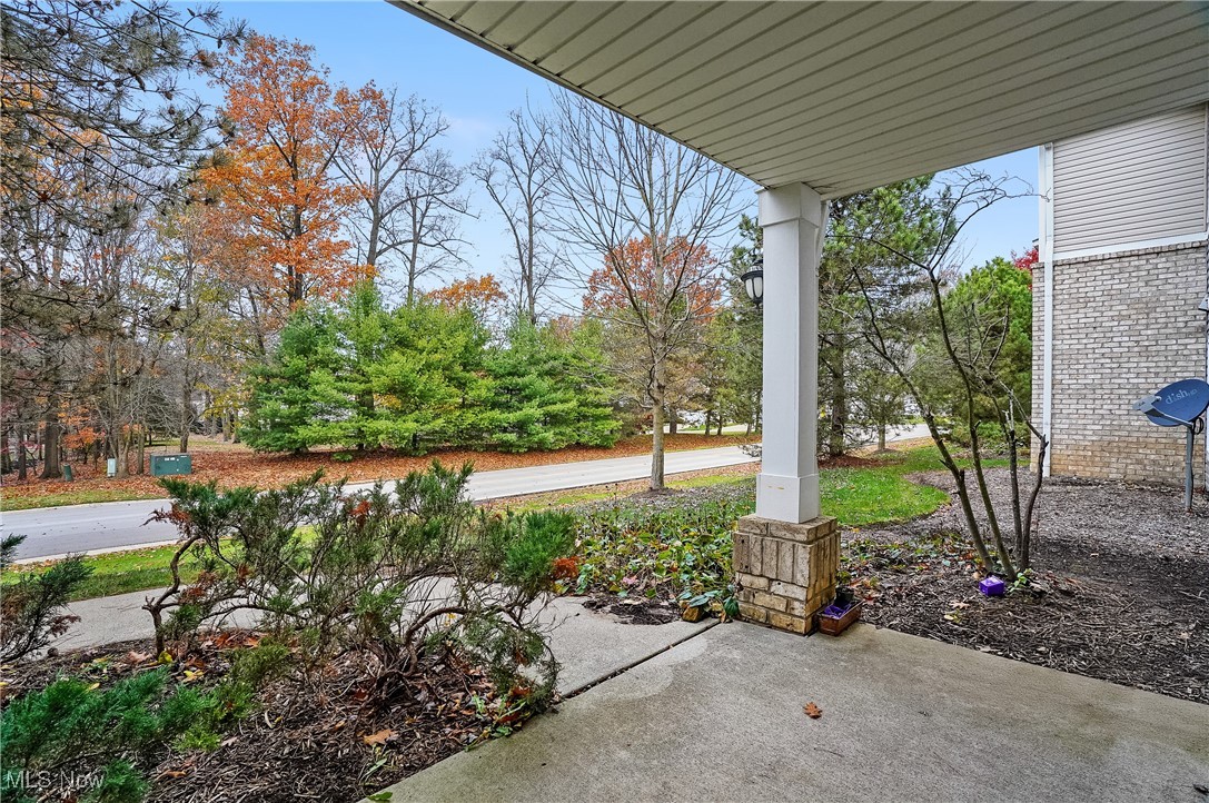 522 Robinwood Lane Copley OH 44321