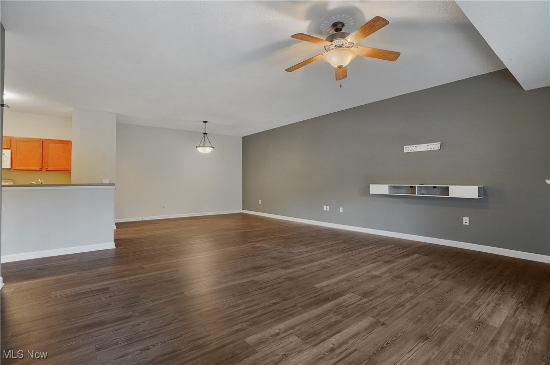 522 Robinwood Lane Copley OH 44321