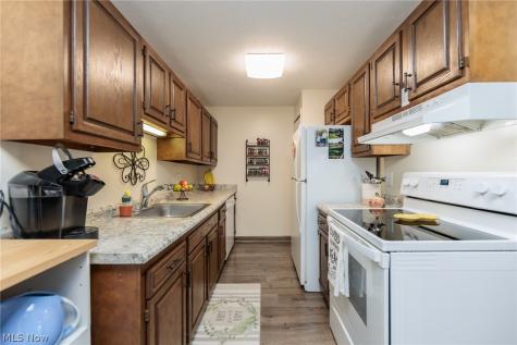 9840 Sunrise Boulevard North Royalton OH 44133