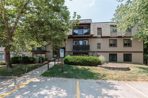 9840 Sunrise Boulevard North Royalton OH 44133