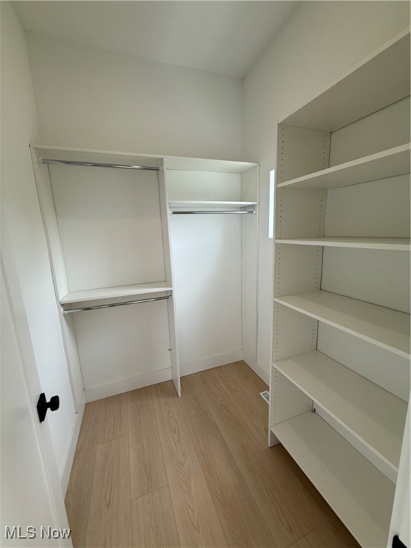 2145 Columbus Road Cleveland OH 44113