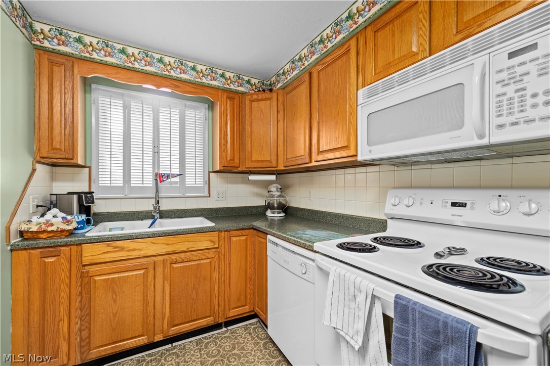 8959 W Ridge Road Elyria OH 44035