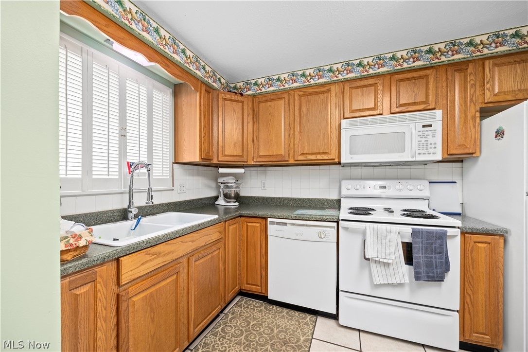 8959 W Ridge Road Elyria OH 44035