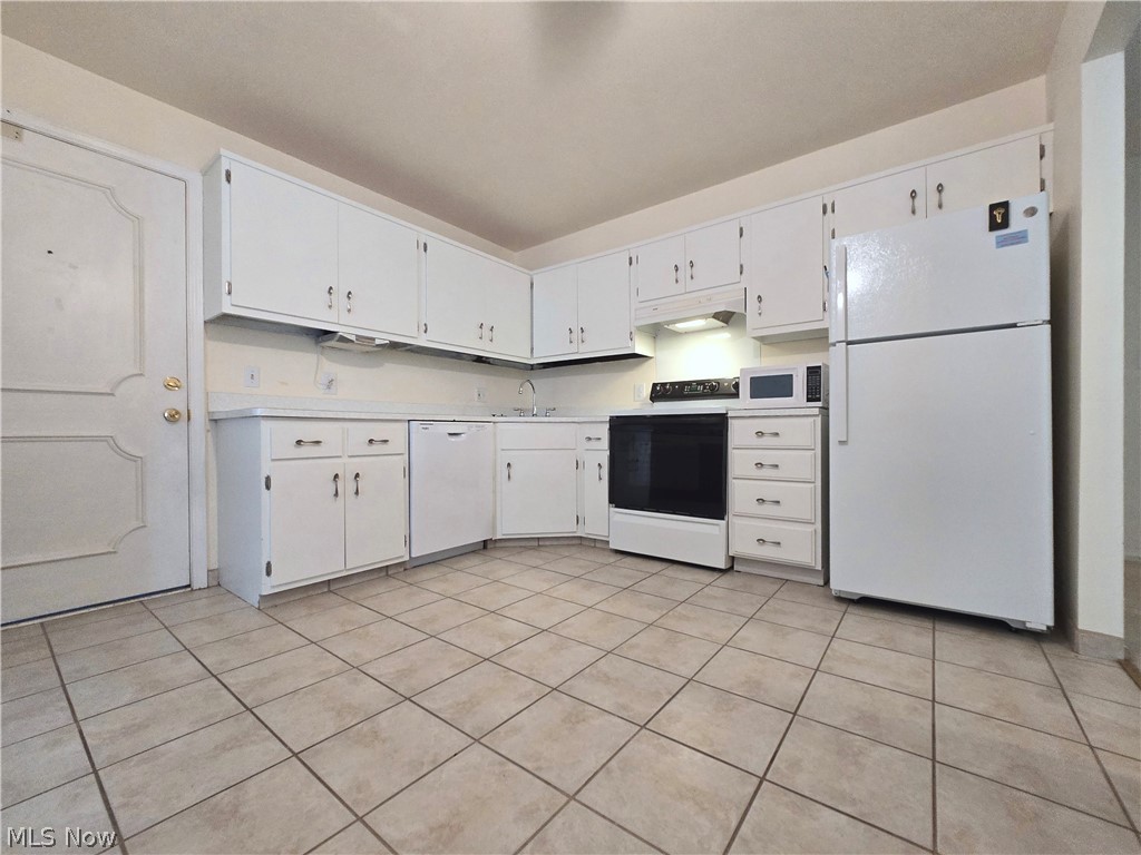 1851 King James Parkway Westlake OH 44145