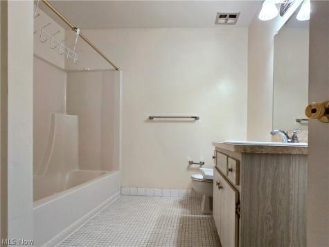 1851 King James Parkway Westlake OH 44145